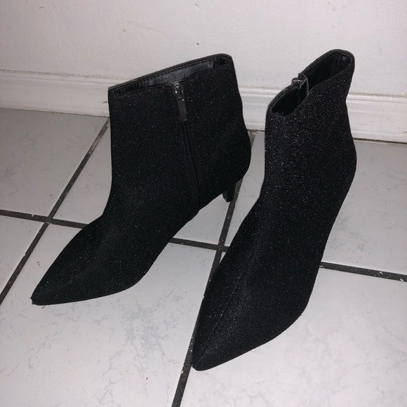FOREVER21 Black booties - Picture 1 of 4